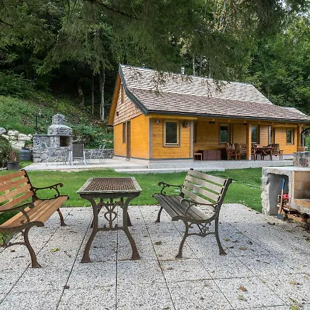 Holiday home Pr' Maricki - House In Nature With Hot Tub & Sauna Bohinj